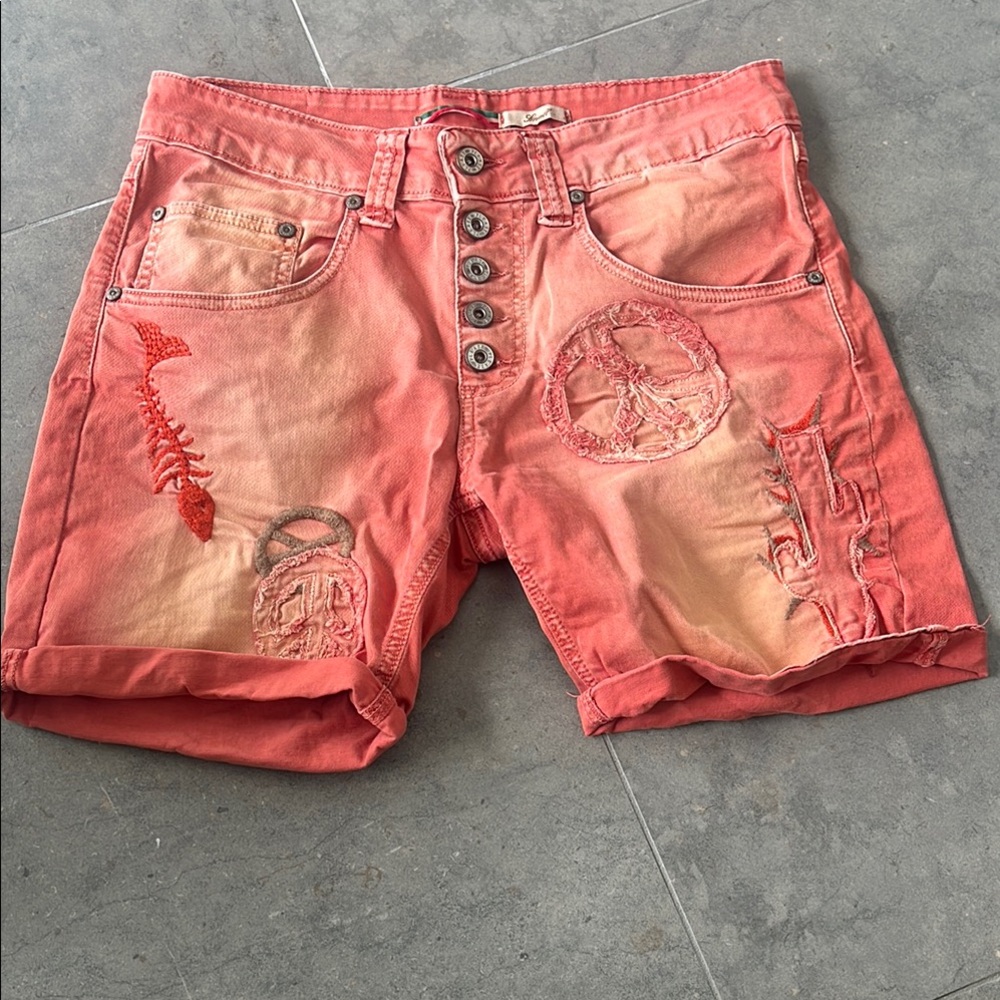 Please Stylish Embroidered Distressed Shorts